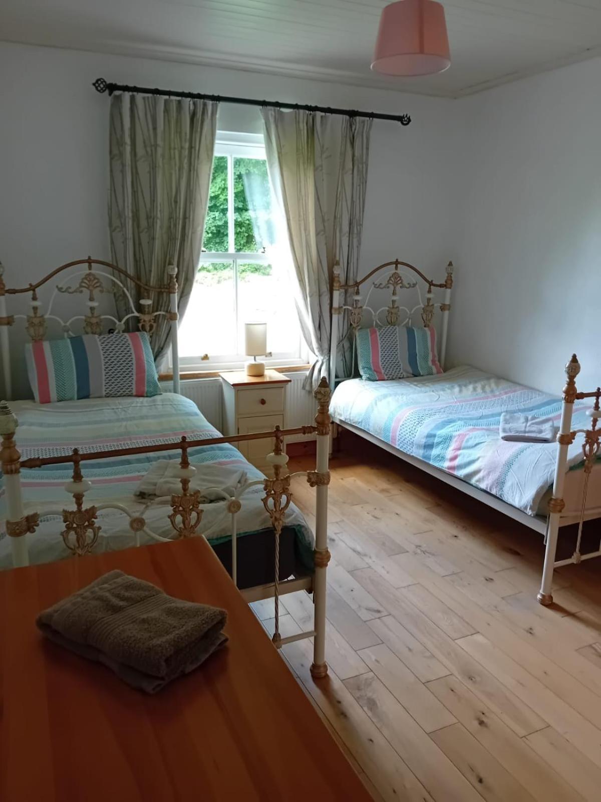 Katy Kellys Countryside Self Catering Cottage Роскомън Екстериор снимка